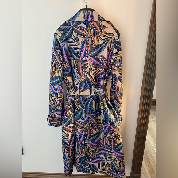 Boden Trench Coat - Picture 4 of 4